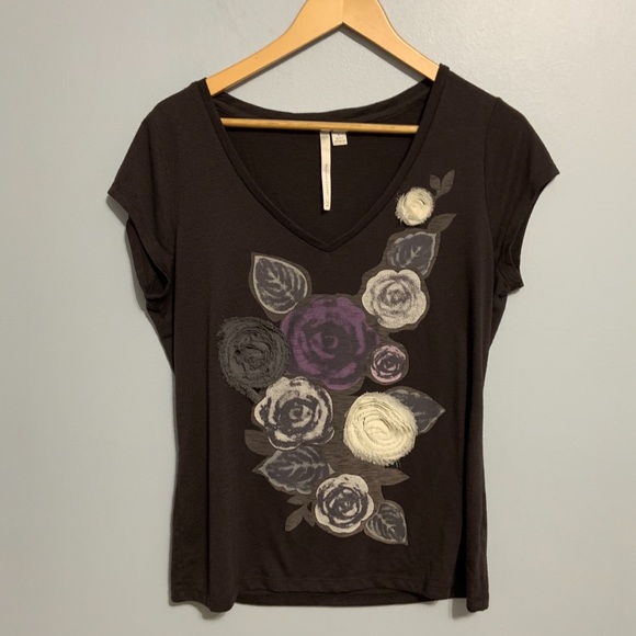 LC Lauren Conrad Tops - 3/$30 -LC -Floral Tee with 3-D Flowers. Large LC Lauren Conrad Tops - 3/$30 -LC -Floral Tee with 3-D Flowers. Large